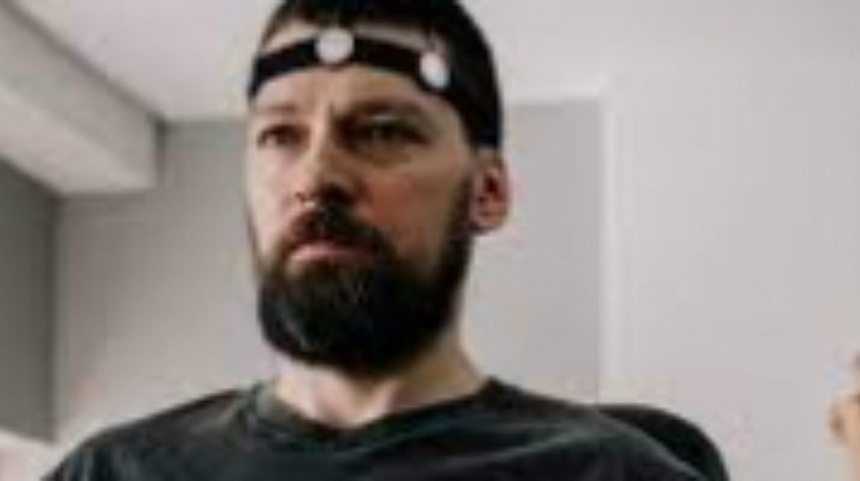 Актер Даниил Страхов в «Комплексе бога» исполнил роль опасного бизнесмена